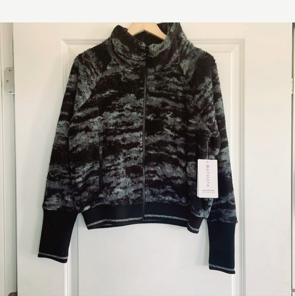 Athleta tugga camo fleece jacket